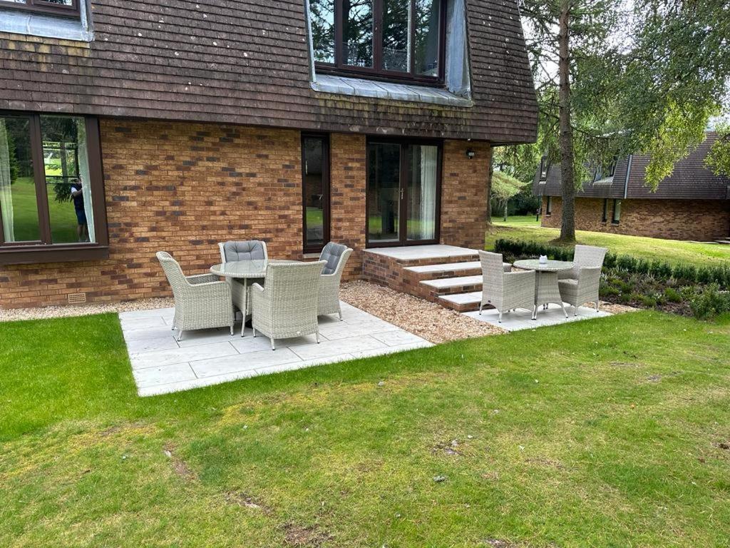 One Dunbar Court Gleneagles Village Огтерардер Екстер'єр фото